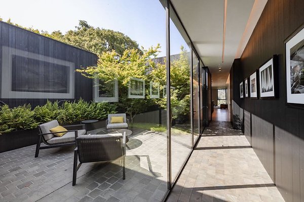 6c563Architectural 003