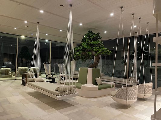 lounge 2