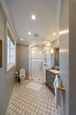 13568 bath 4