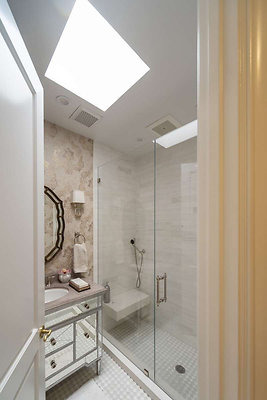 13568 bath 7