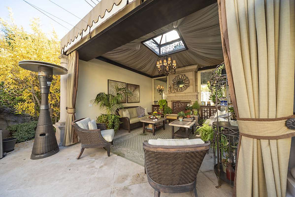 13568 patio 5