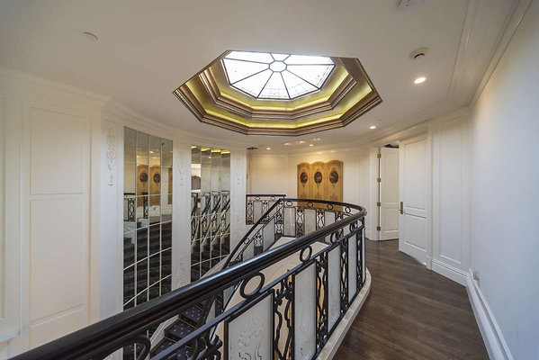 13568 stairs 2