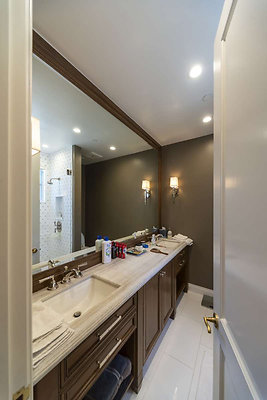 13568 bath 5