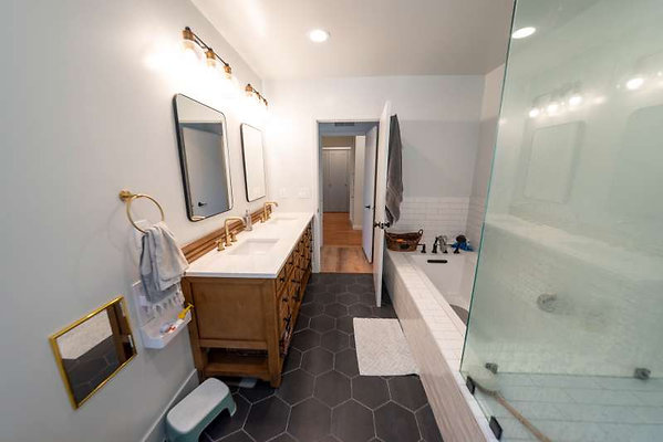 12356 bath 2