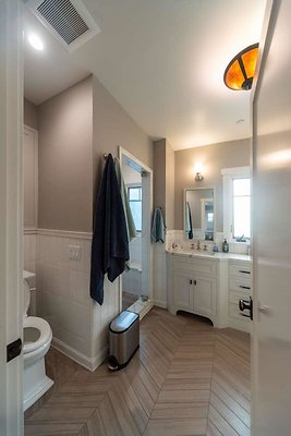 13964 bath 6