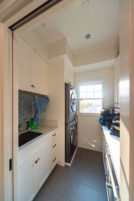 13964 laundry 1