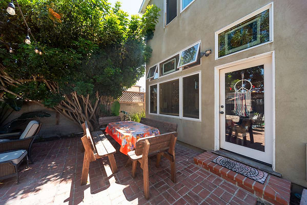 13431 patio 2