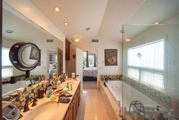 13431 bath 3