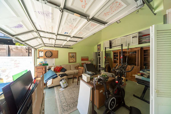 13431 garage 3