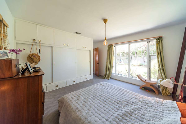 12748 bed 4