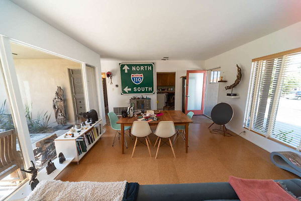 12748 dining 1