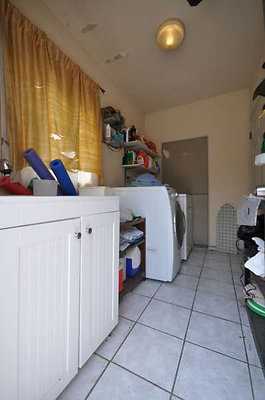 9308 laundry 1