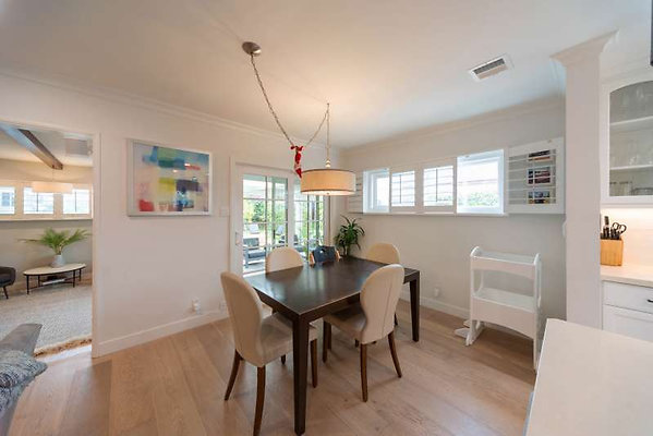 12566 dining 1