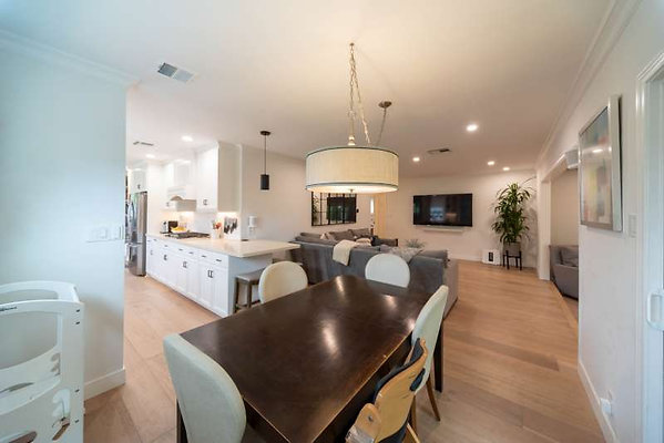12566 dining 4