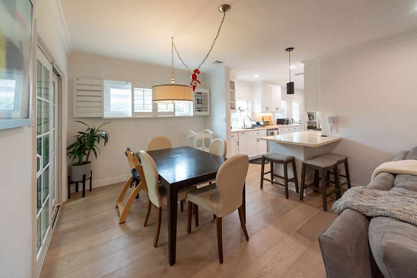 12566 dining 3