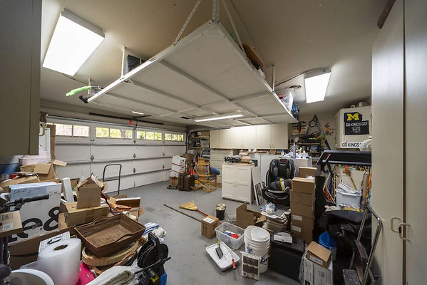 13557 garage 1