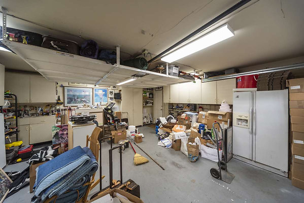 13557 garage 4