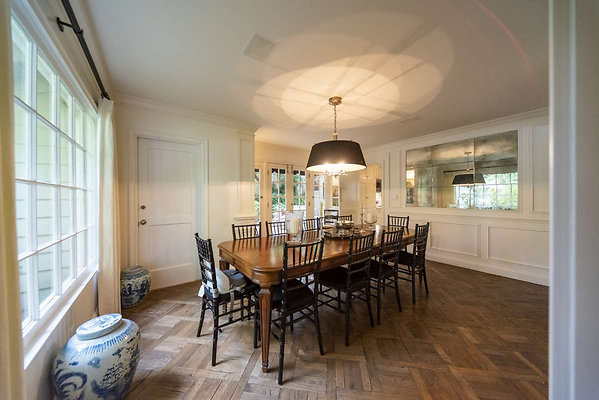 13557 dining 2