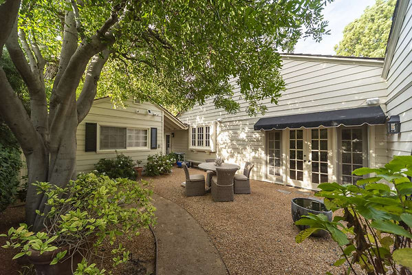 13557 garden 1