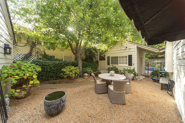 13557 garden 3