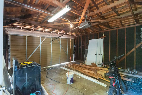 13089 garage 3