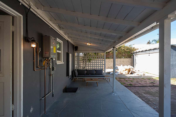 13089 patio 1