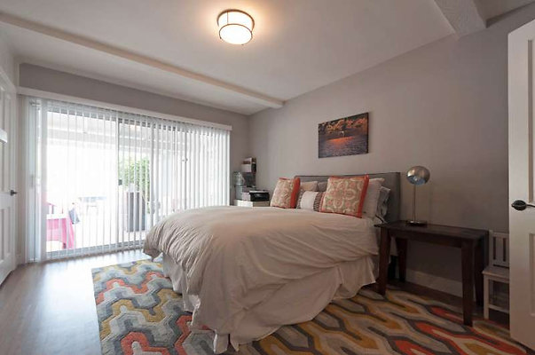 10758 bed 4