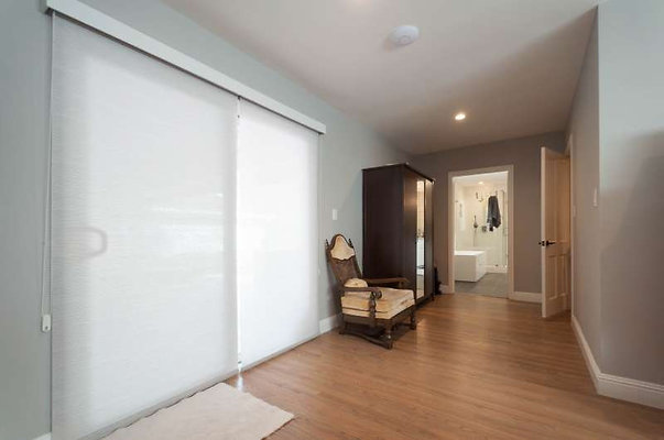 10758 bed 8