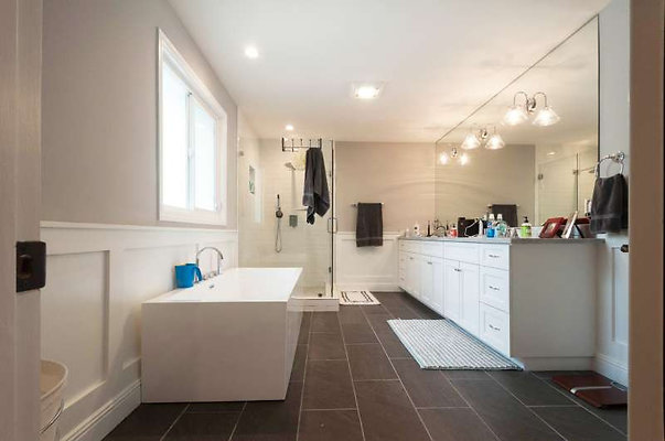 10758 bath 1
