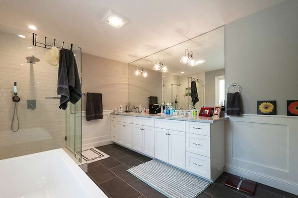 10758 bath 4
