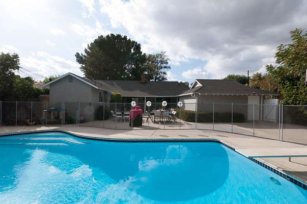 10758 pool 6