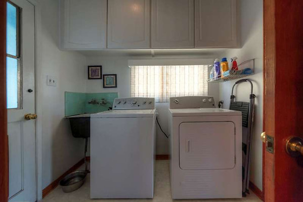 10913 laundry 1