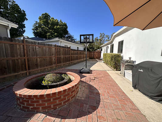 11410 patio 8
