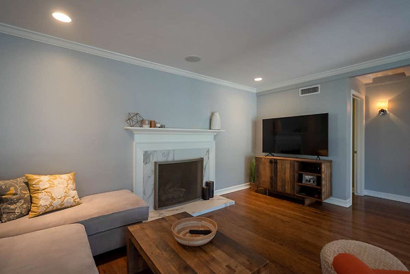 12928 living 4