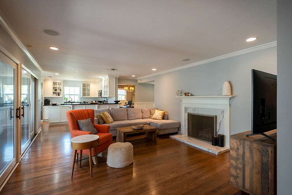 12928 living 2