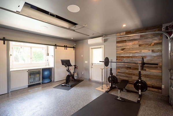 12928 garage 3