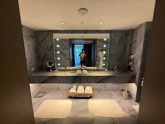 th IMG 2333