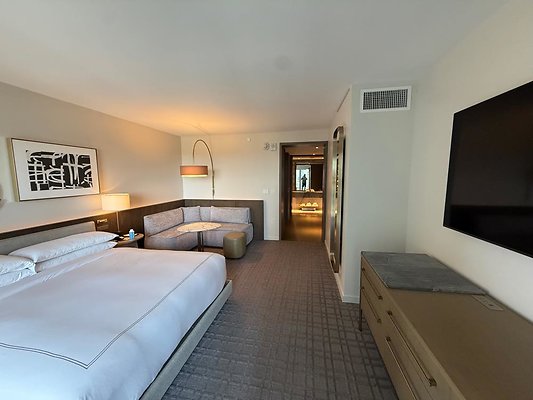 th IMG 2351