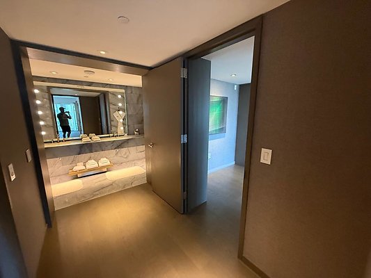 th IMG 2353
