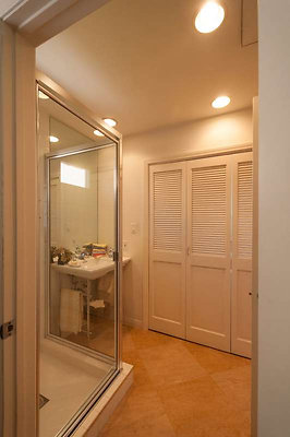 10492 bath 3
