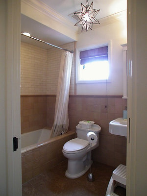 8208 bath 4