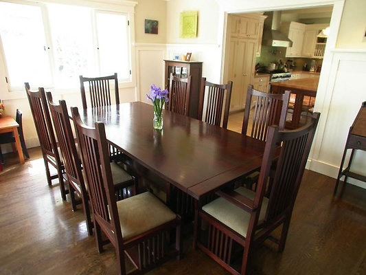 8208 dining 2