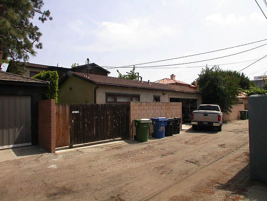 8208 side 1