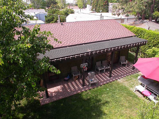 8208 balcony 2