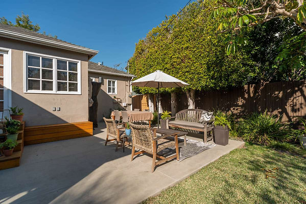 13074 patio 2