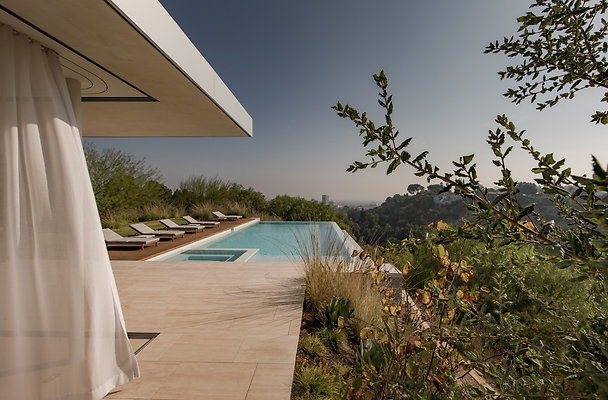 UNIVERSAL-A984-EN-123