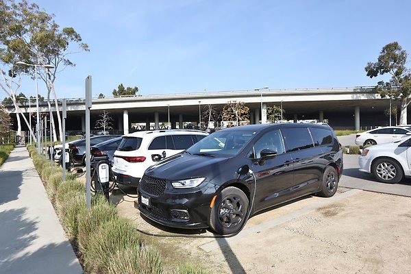 CapEquityPicoTechOffices87