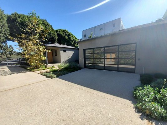 CapEquityPicoTechOffices126