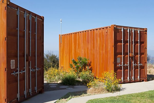 containers (5)