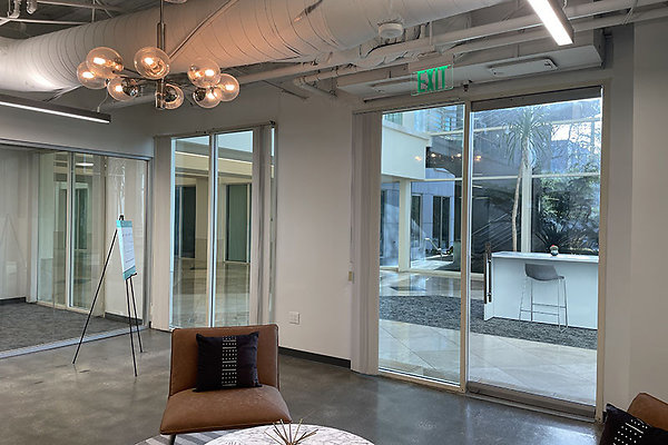 10635SantaMonicaBlvd145WSte0002